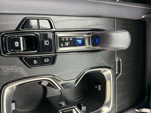 Used 2025 Lexus RX 350 Premium image 16
