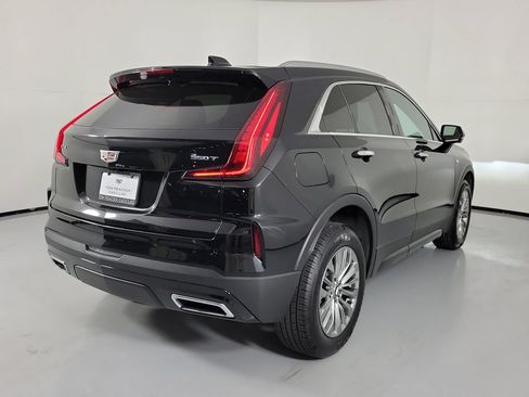 Certified 2025 Cadillac XT4 Premium Luxury FWD image 3
