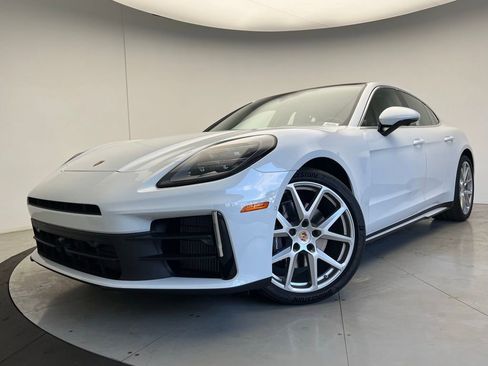 Used 2026 Porsche Panamera image 1