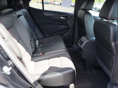 Used 2024 Chevrolet Equinox RS FWD image 19