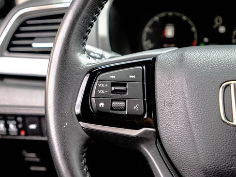 Used 2025 Honda Odyssey EX-L image 16