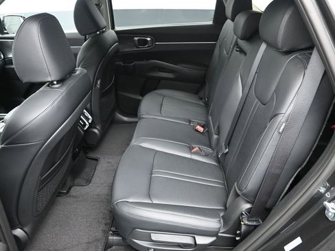 New 2026 Kia Sorento EX AWD/4WD image 36