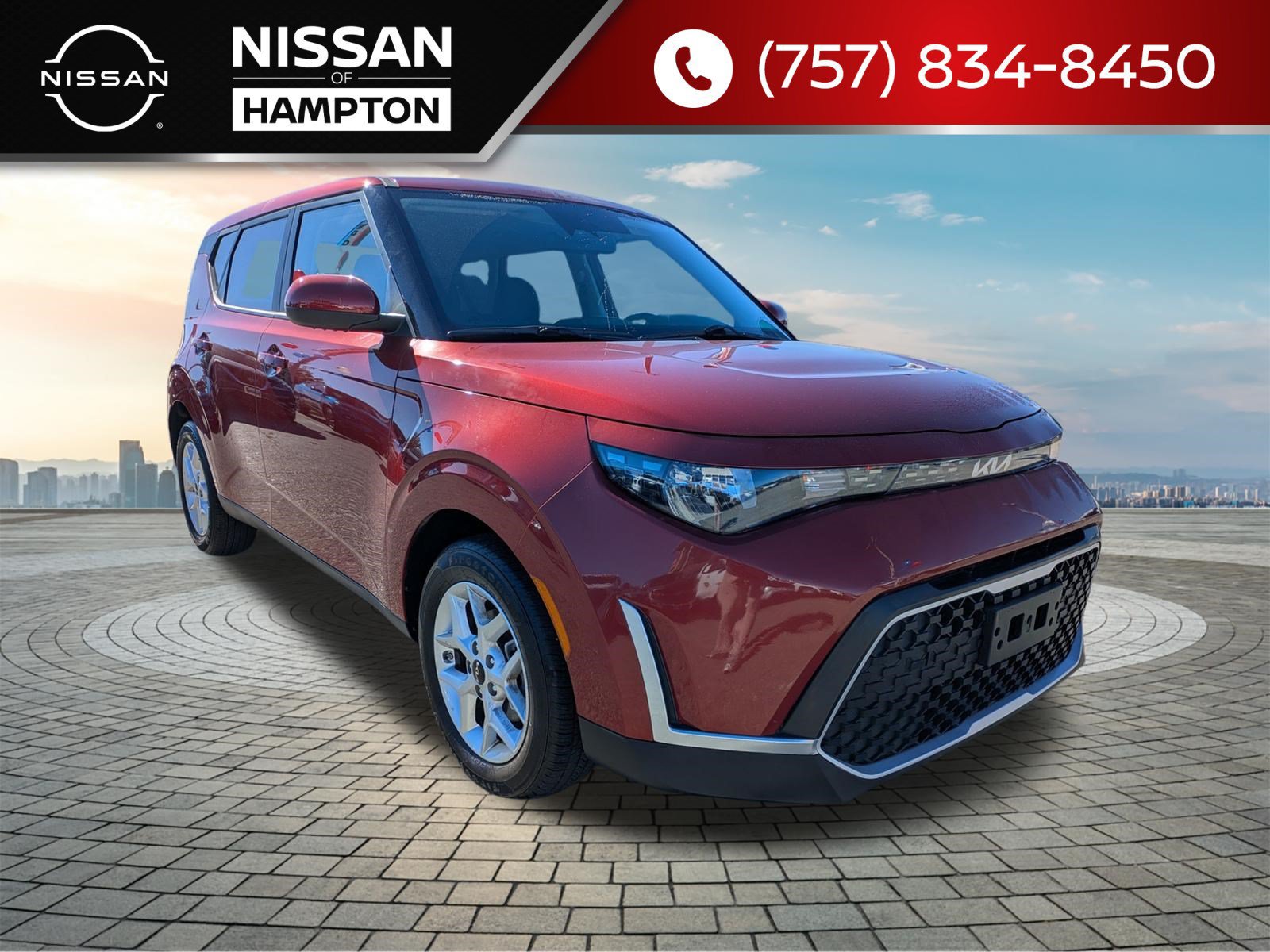 Used 2025 Kia Soul LX w/ LX Technology Package FWD image 1
