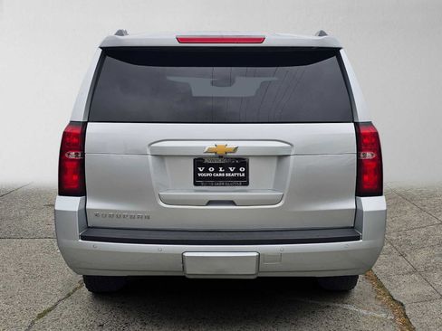 Used 2020 Chevrolet Suburban LT AWD/4WD image 4