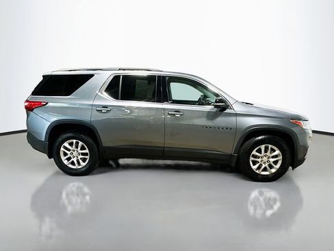 Used 2021 Chevrolet Traverse LT w/ LPO, Blackout Package AWD/4WD image 6