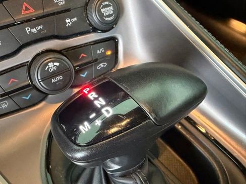 Used 2022 Dodge Challenger R/T RWD image 28