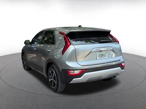 Used 2026 Kia Niro LX FWD image 11
