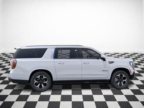 New 2026 GMC Yukon XL AT4 Ultimate AWD/4WD image 35