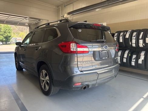 Used 2021 Subaru Ascent Premium w/ Convenience Package image 12