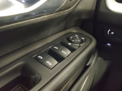 Used 2018 GMC Terrain SLT w/ Preferred Package FWD image 27