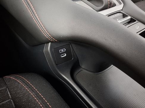 Used 2024 Honda HR-V Sport image 8