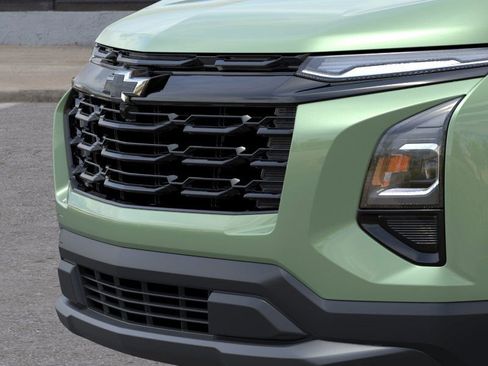 New 2026 Chevrolet Equinox LT w/ Convenience Package II image 13