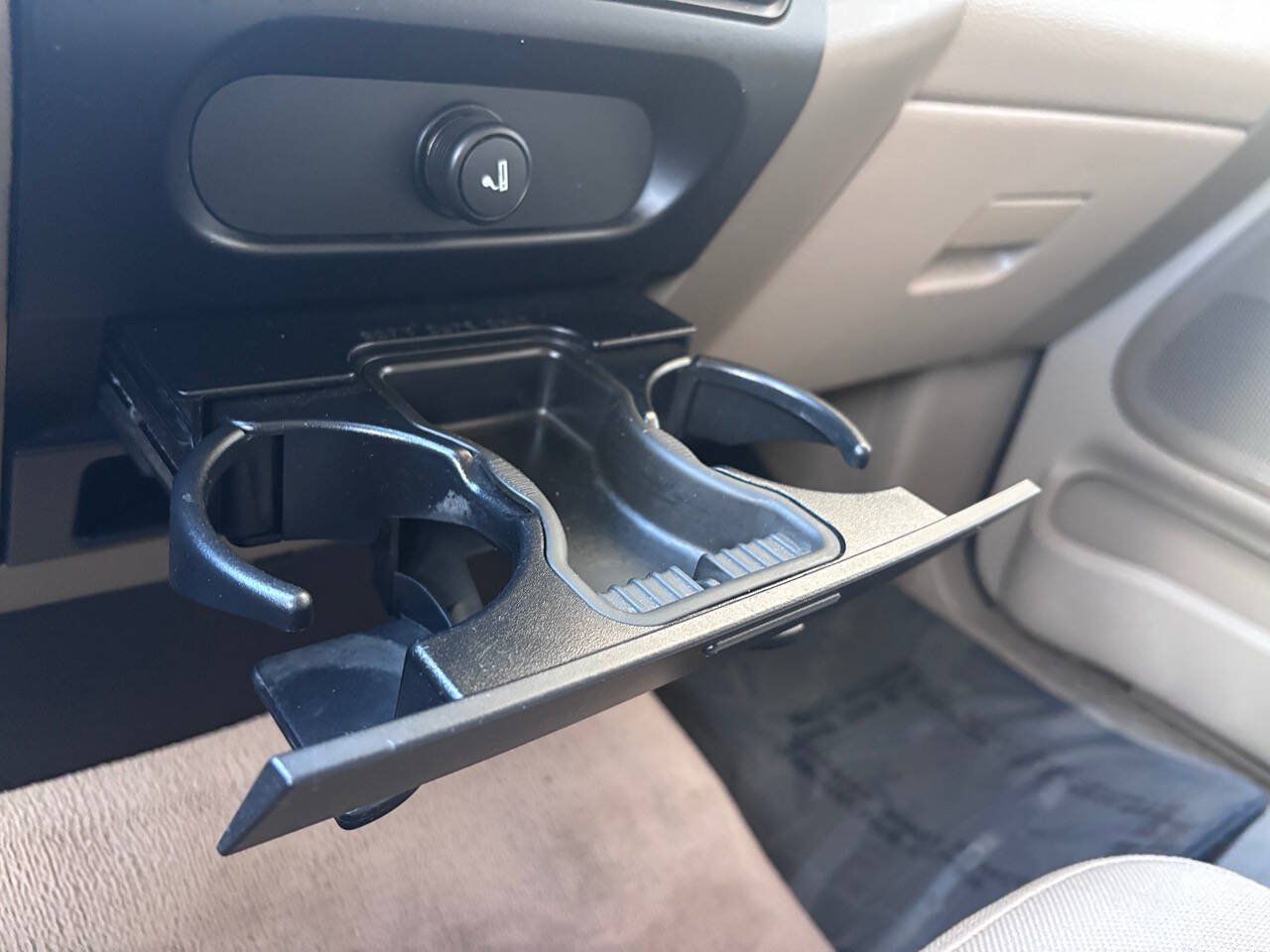 Used 2004 Ford F150 XL RWD image 25