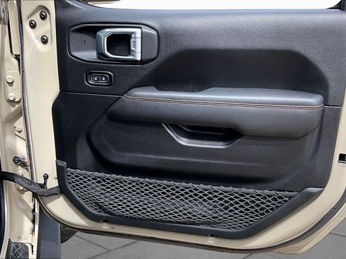 Used 2020 Jeep Gladiator Mojave AWD/4WD image 25
