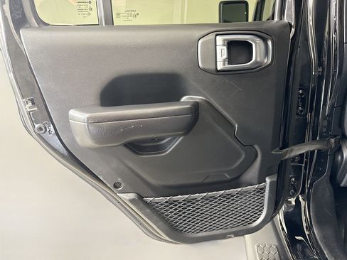 Used 2021 Jeep Wrangler Unlimited Sport S image 26