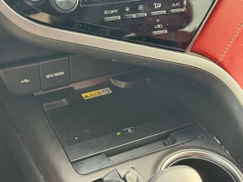 Used 2022 Toyota Camry XSE image 24