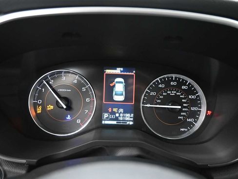 Used 2023 Subaru Crosstrek 2.5i Limited AWD/4WD image 12