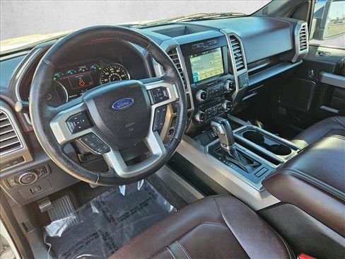 Used 2016 Ford F150 Platinum w/ Equipment Group 701A Luxury RWD image 11