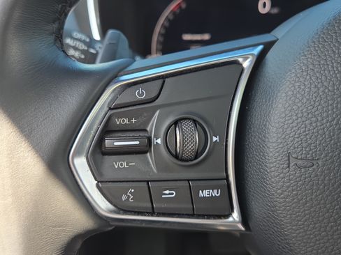 Used 2025 Acura MDX SH-AWD image 26