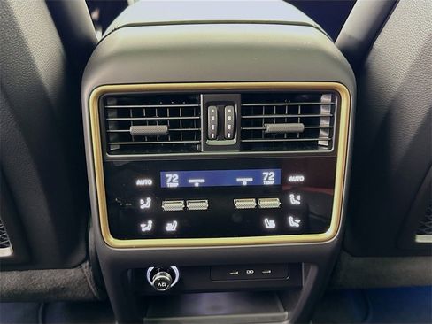 New 2025 Porsche Cayenne S image 27