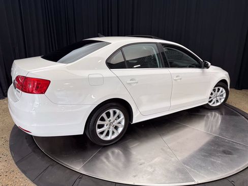Used 2013 Volkswagen Jetta SE FWD image 9