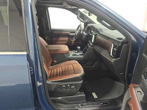 Used 2026 GMC Sierra 1500 Denali Ultimate AWD/4WD image 8
