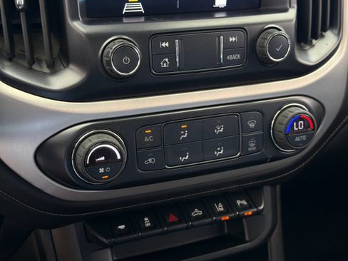 Used 2021 GMC Canyon Elevation w/ Driver Alert Package AWD/4WD image 18