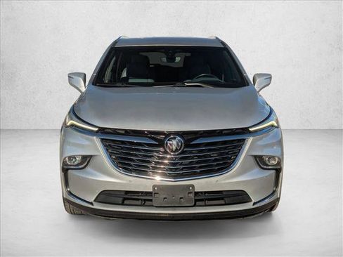 Used 2022 Buick Enclave Premium image 2