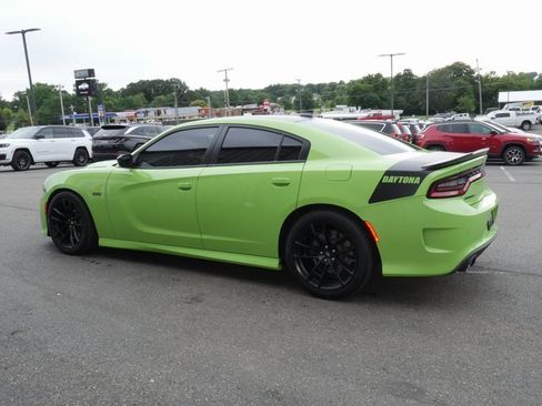 Used 2023 Dodge Charger R/T Scat Pack w/ Daytona Edition Group image 10