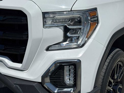 Used 2020 GMC Sierra 1500 AT4 w/ AT4 Premium Package AWD/4WD image 10