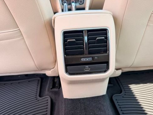 Used 2017 Volkswagen Passat 1.8T SE w/ SE Lighting Package FWD image 27