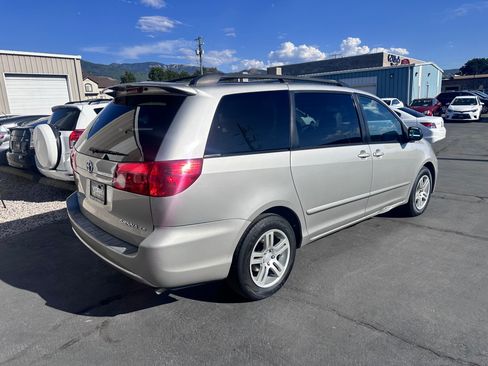 Used 2008 Toyota Sienna LE FWD image 3