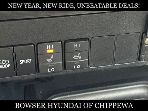 Used 2018 Toyota RAV4 Limited image 21