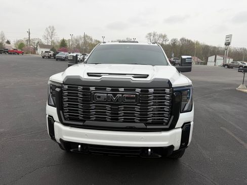 Used 2025 GMC Sierra 3500 Denali Ultimate image 14