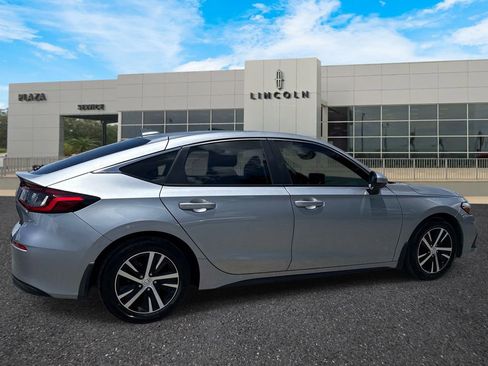 Used 2023 Honda Civic LX image 3