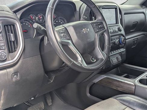 Certified 2022 Chevrolet Silverado 1500 RST AWD/4WD image 9