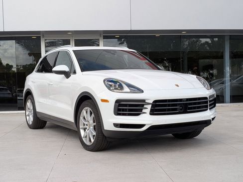 Used 2019 Porsche Cayenne S image 7