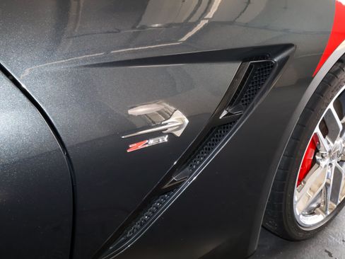 Used 2019 Chevrolet Corvette Stingray Convertible Z51 2LT RWD image 42