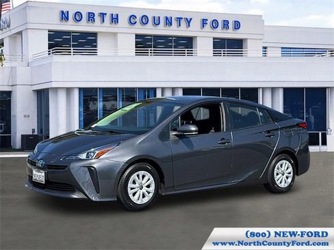 Used 2022 Toyota Prius L Eco image 1