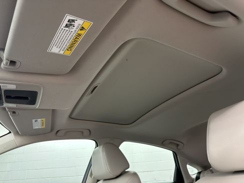 Certified 2024 Honda Civic EX-L image 23