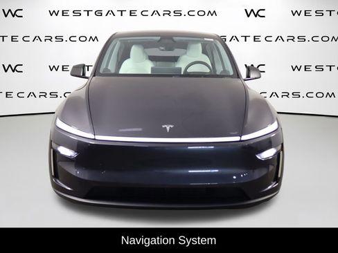 Used 2026 Tesla Model Y Long Range AWD/4WD image 2