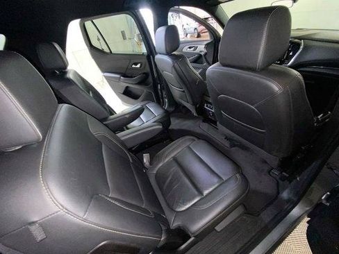 Used 2023 Chevrolet Traverse LT w/ Midnight/Sport Edition AWD/4WD image 37
