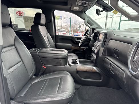 Used 2021 GMC Sierra 3500 Denali w/ Denali Ultimate Package image 34