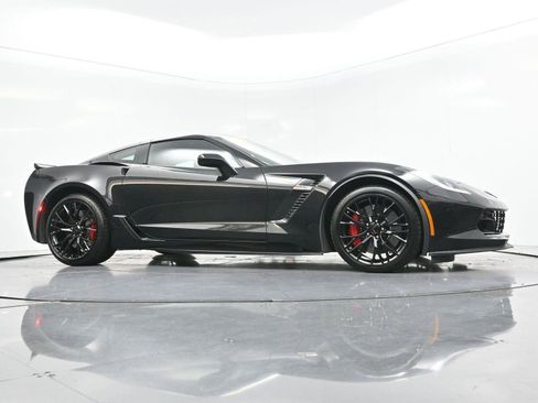 Used 2019 Chevrolet Corvette Z06 RWD image 38