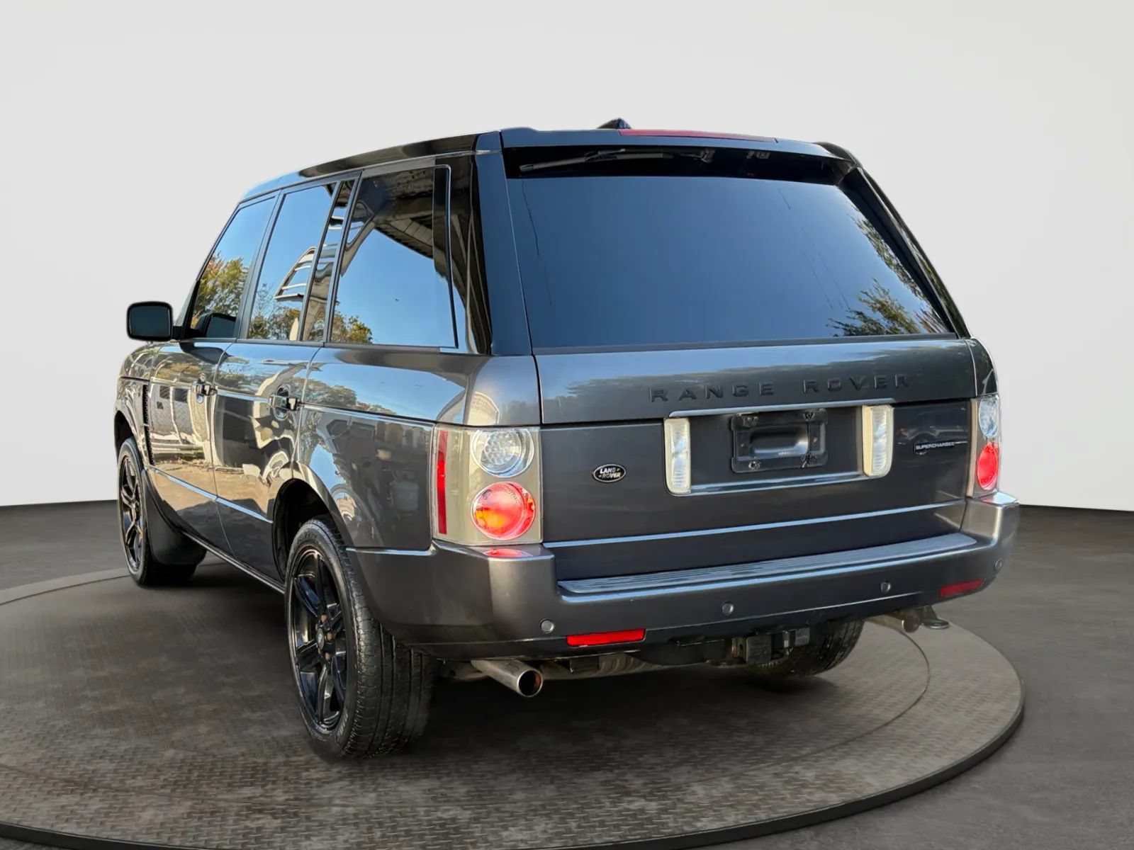 Used 2006 Land Rover Range Rover Supercharged AWD/4WD image 8
