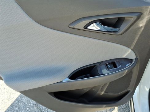 Used 2022 Chevrolet Malibu LT image 33