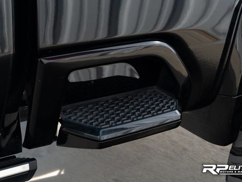 Used 2025 GMC Sierra 2500 Denali Ultimate image 29