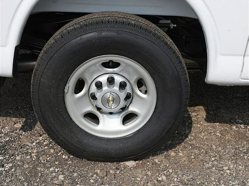 New 2025 Chevrolet Express 2500 w/ Communications Package RWD image 9