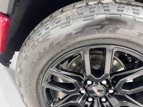 Used 2024 GMC Sierra 1500 Elevation w/ Preferred Package AWD/4WD image 86