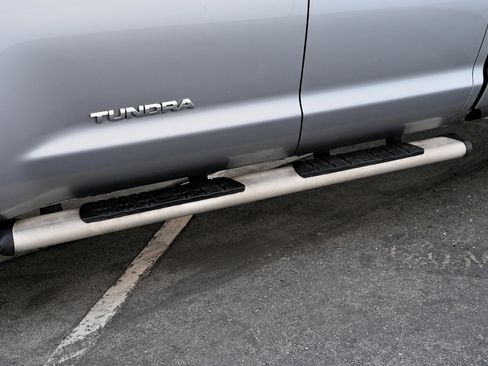 Used 2012 Toyota Tundra 2WD Double Cab image 22